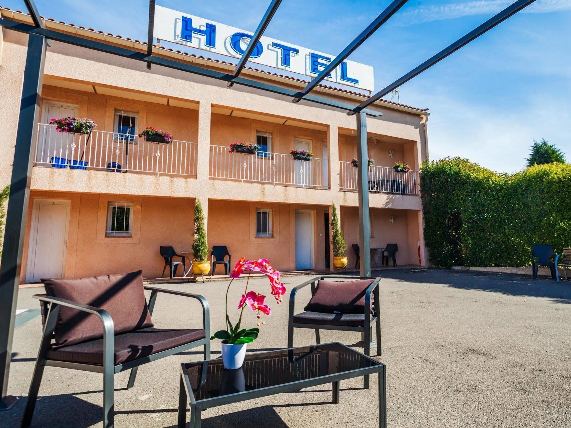 Hotel Le Grand Jardin Aujargues Exterior foto